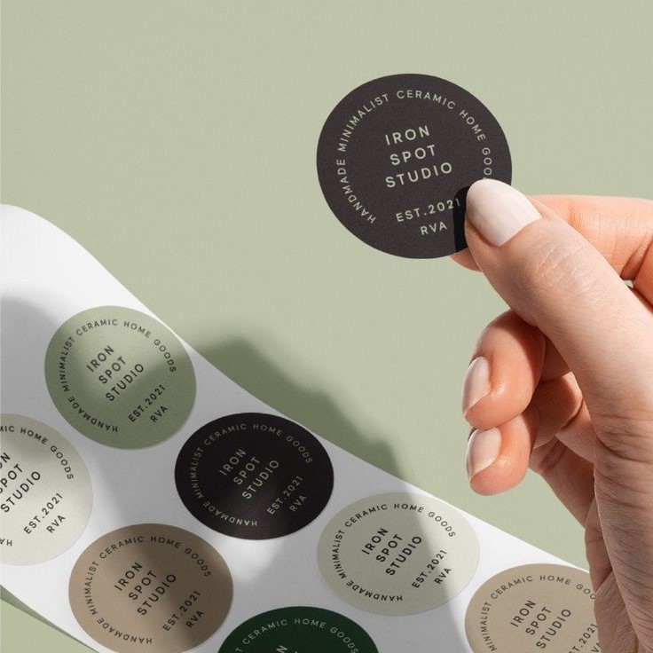 Tem decal dạng cuộn - lựa chọn phổ biến trong ngành in ấn